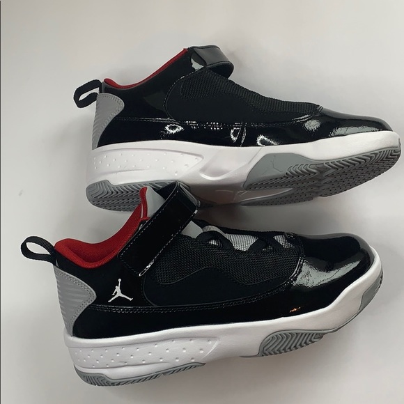 Jordan Shoes | Jordan Max Aura 2 Youth Sneakers 3y Blackred | Poshmark